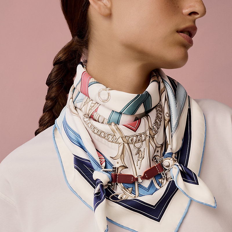スカーフリング 《ドゥブルD・サングル》 | Hermès - エルメス-公式サイト